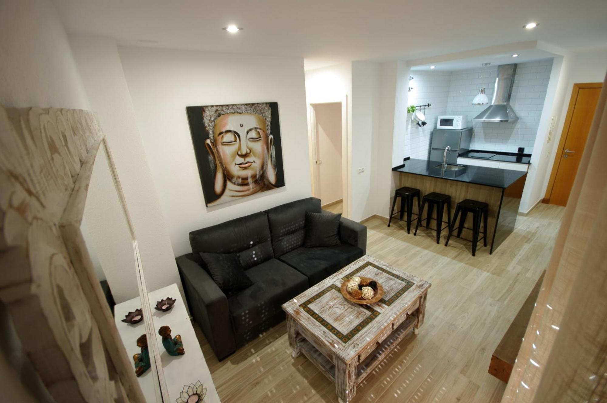 Apartment 80 - Buddha *